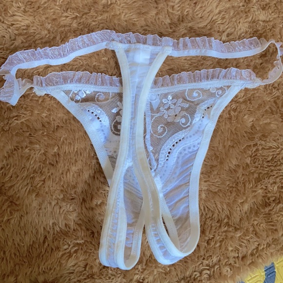 Bundles of lingeries from Seduction and Fredericks - Picture 3 of 15